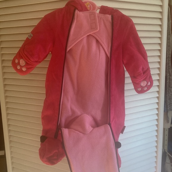 Newborn Disney Minnie Mouse Romper suit warm and snuggly - Picture 3 of 4